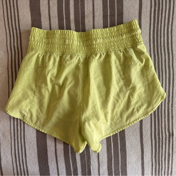 Yellow Patterned Shorts | Women’s Medium - Picture 2 of 3